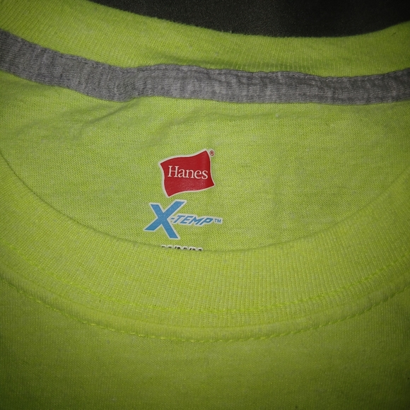 Green pumpkin run shirt - Picture 2 of 3